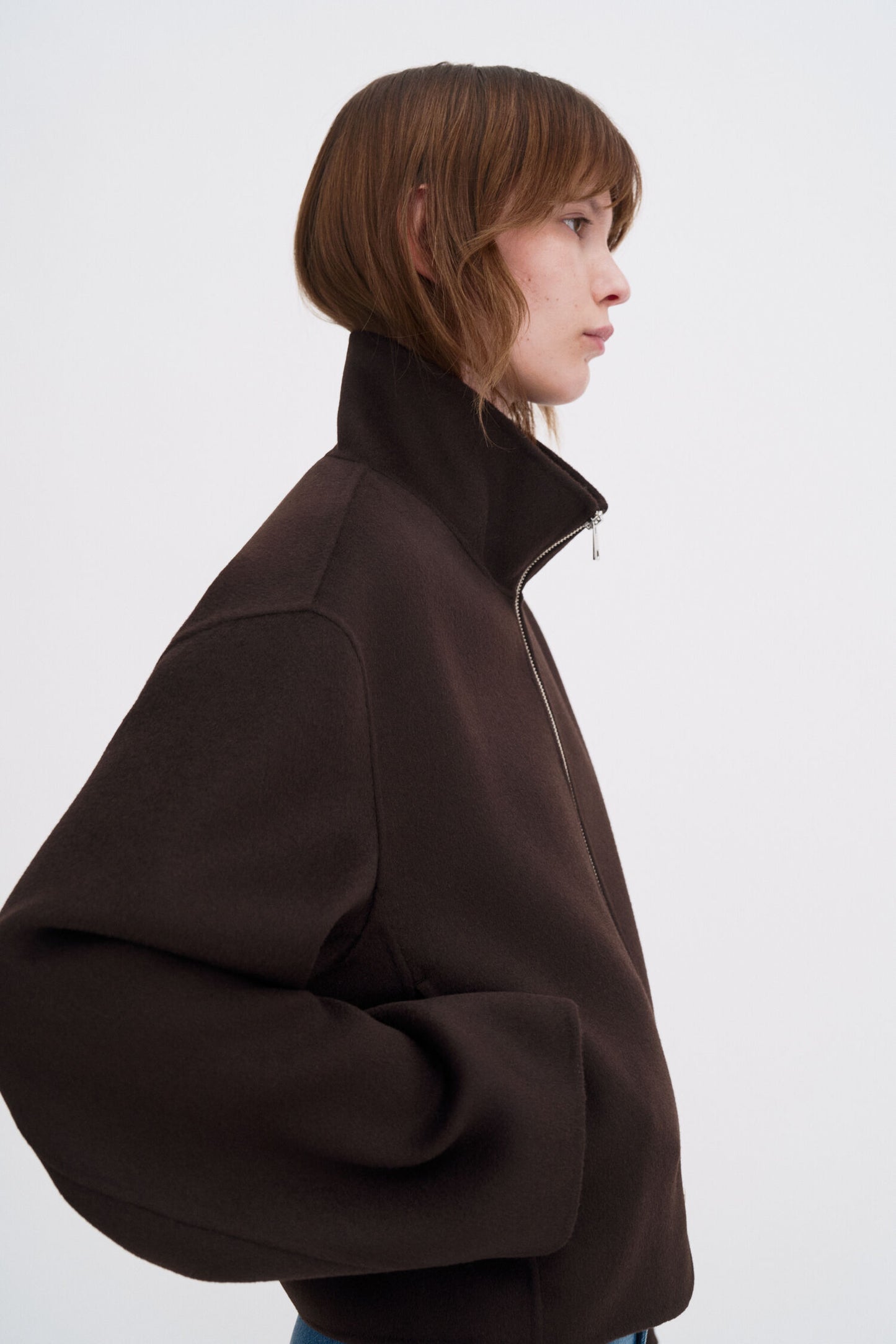 Dafina in chocolate brown