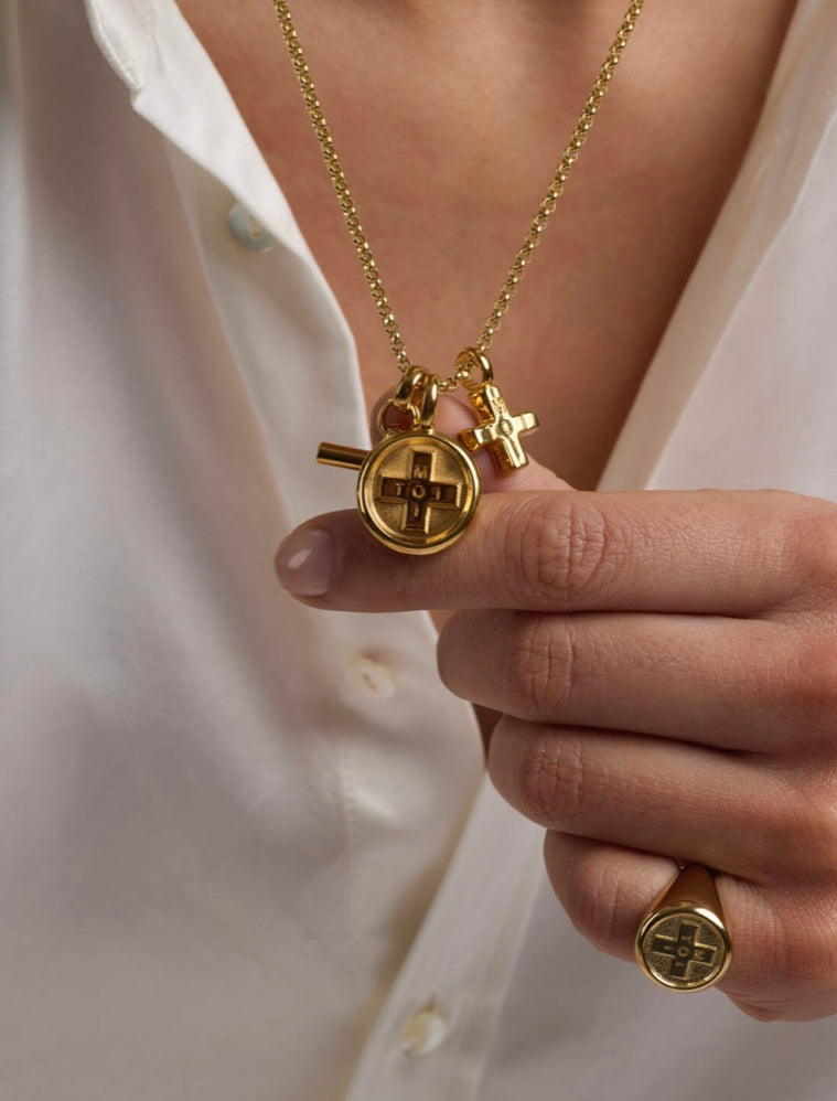 Gold Moi & Toi cluster on belcher chain
