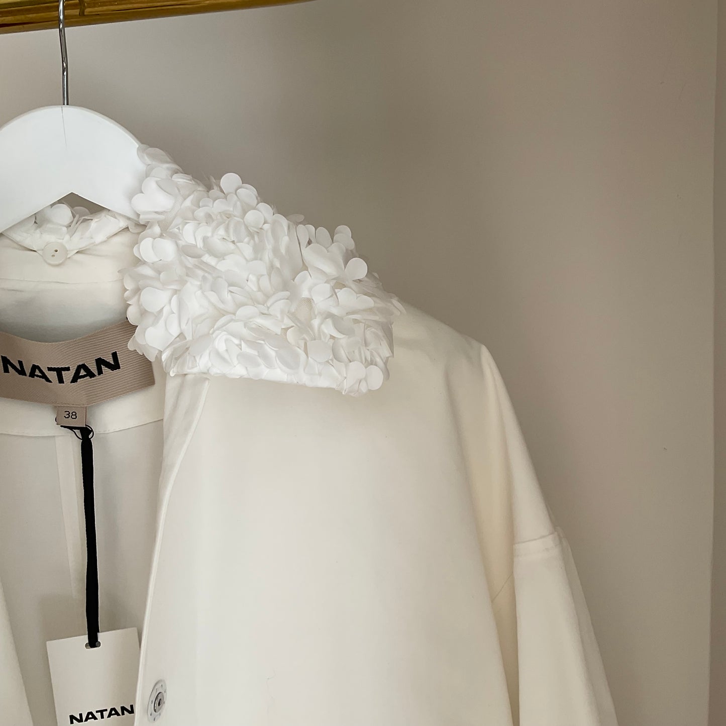 Curios jacket white