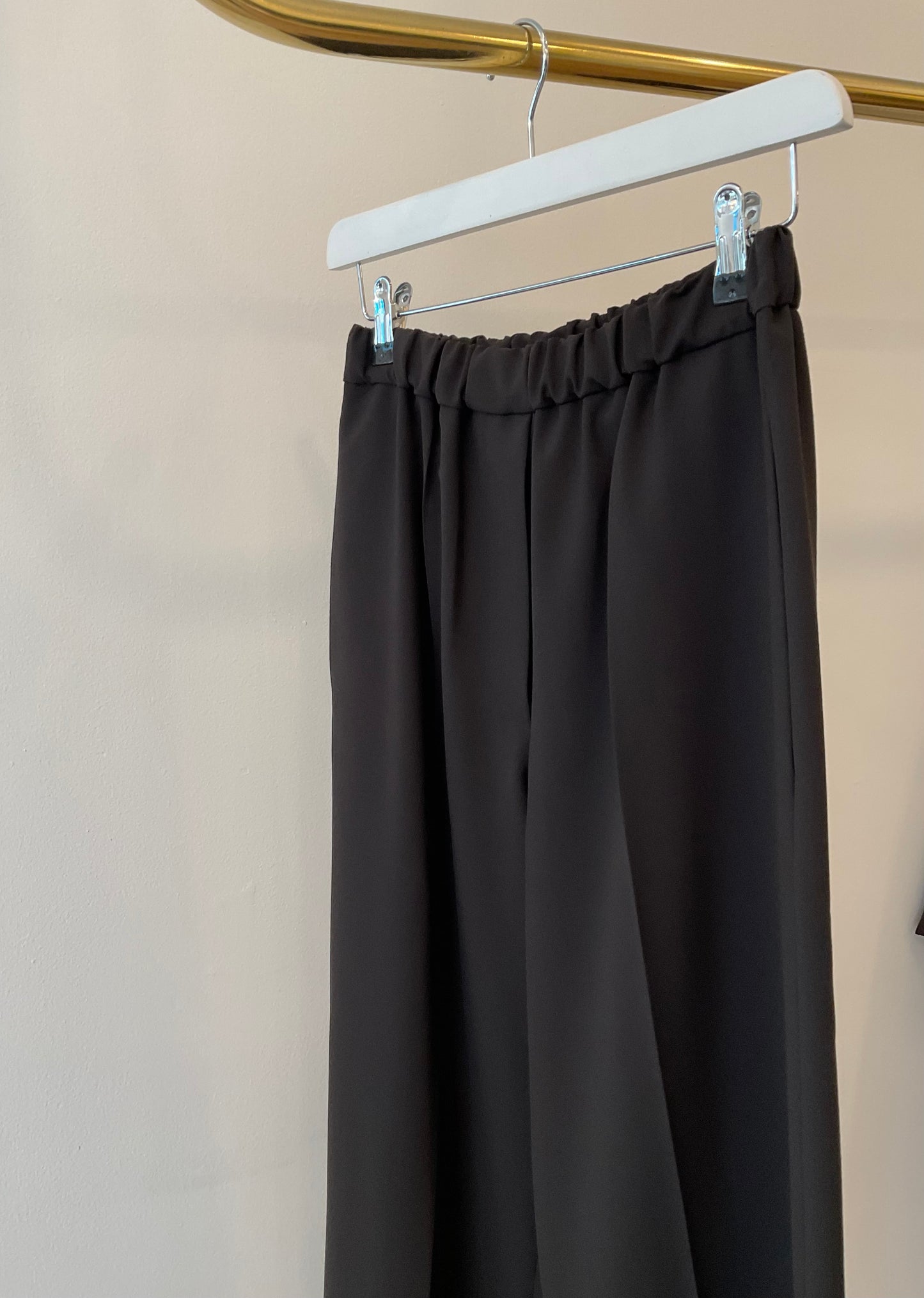 New easy fit pants dark brown