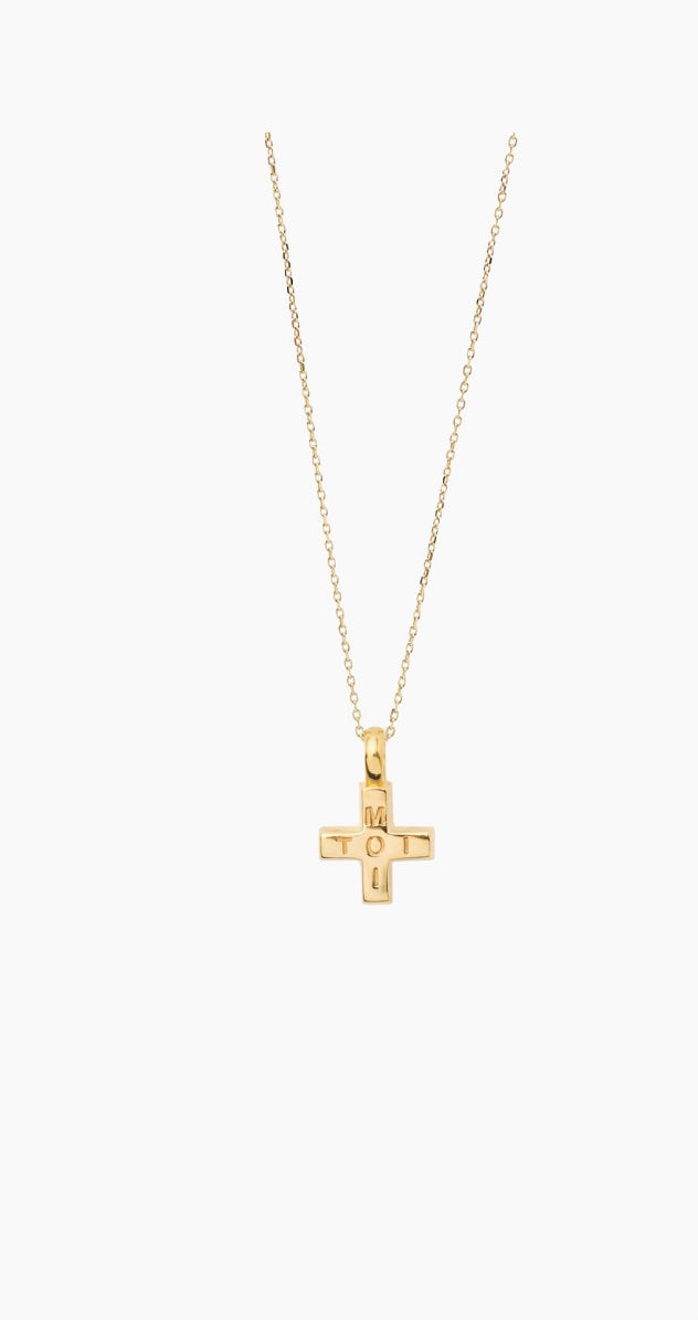 Small gold moi + Toi cross on trace chain