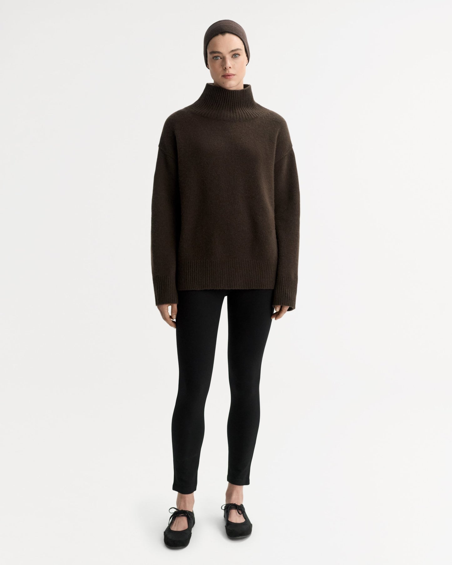 Boyfriend turtleneck mocha