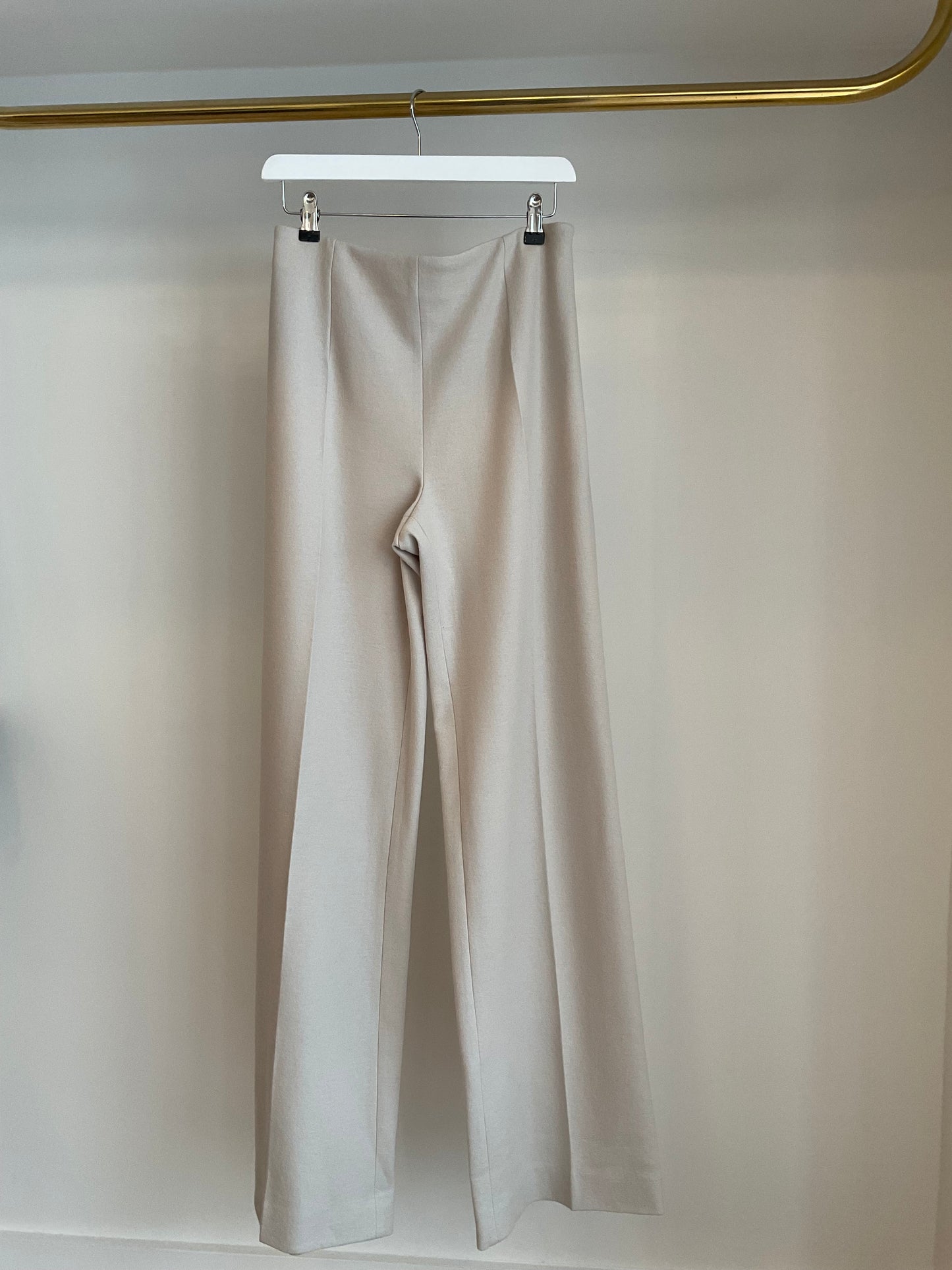 Dallas trouser in greige