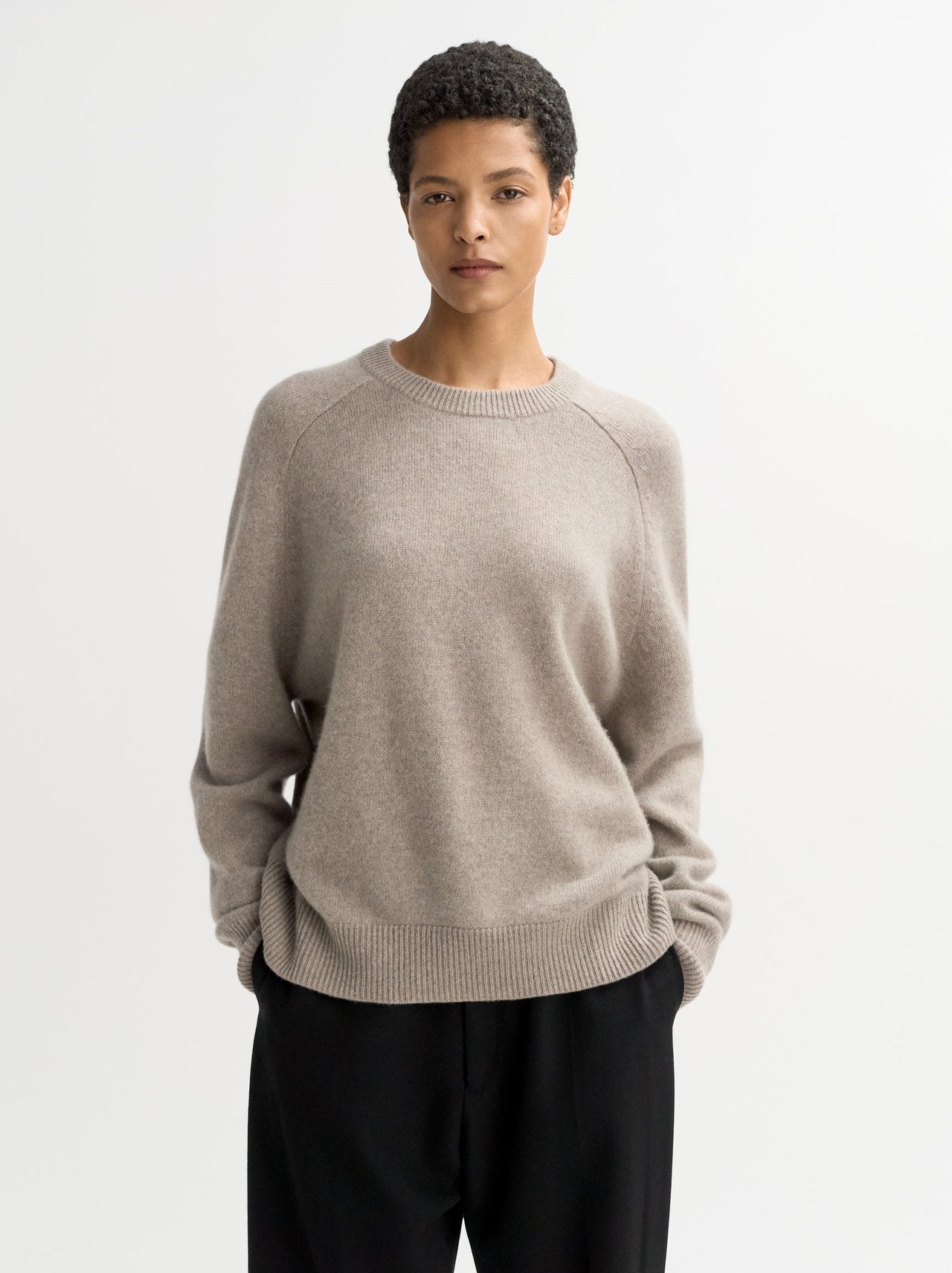 Boyfriend crewneck greige