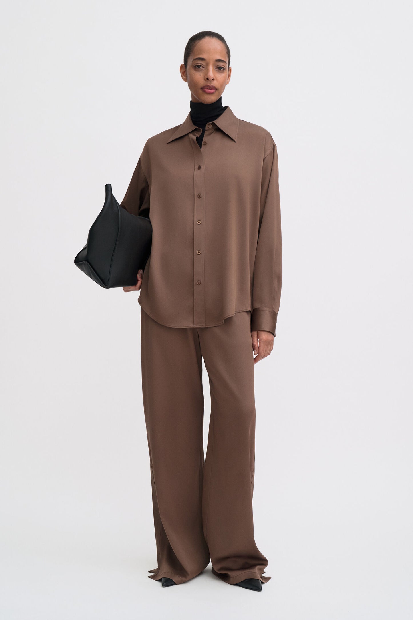 Satin shirt oak brown