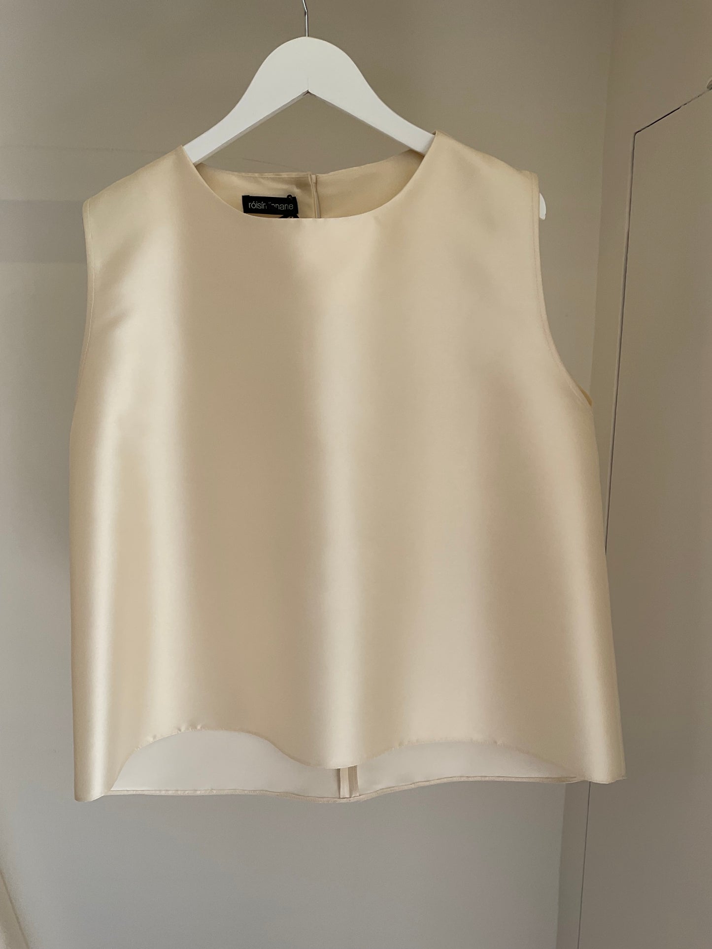 Dolly top ivory
