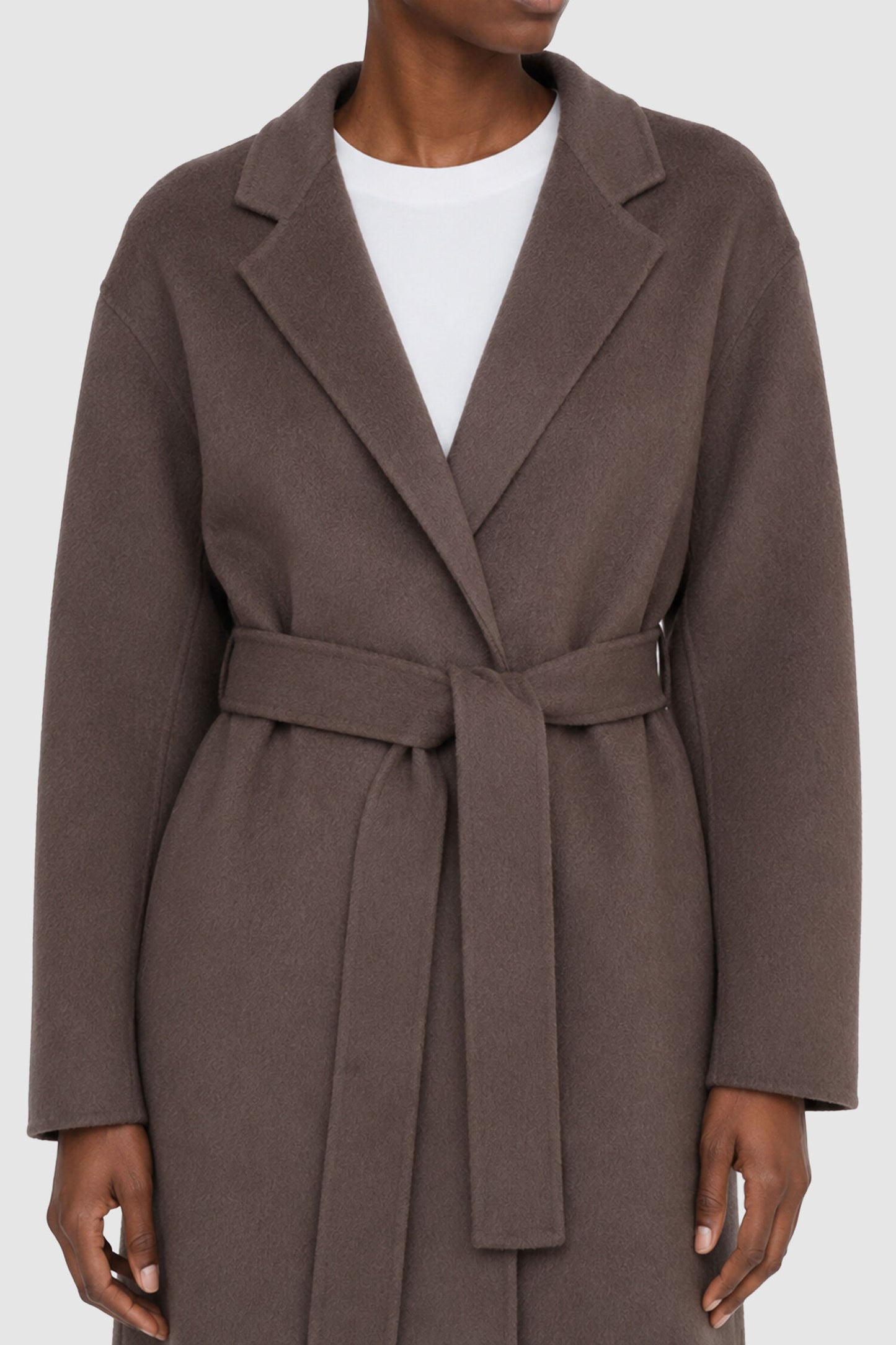 Alexa in taupe brown