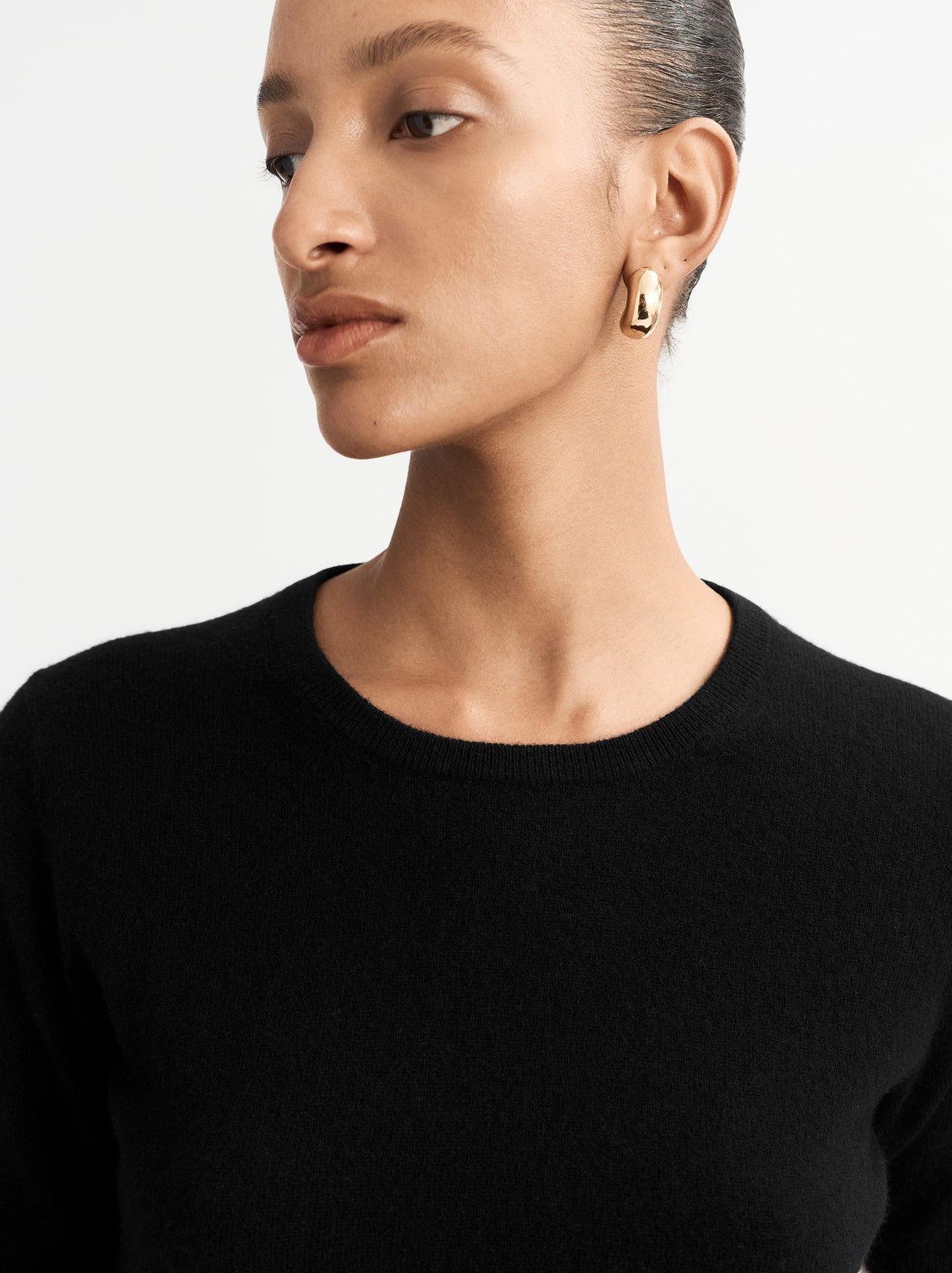 Short sleeve cashmere crewneck black