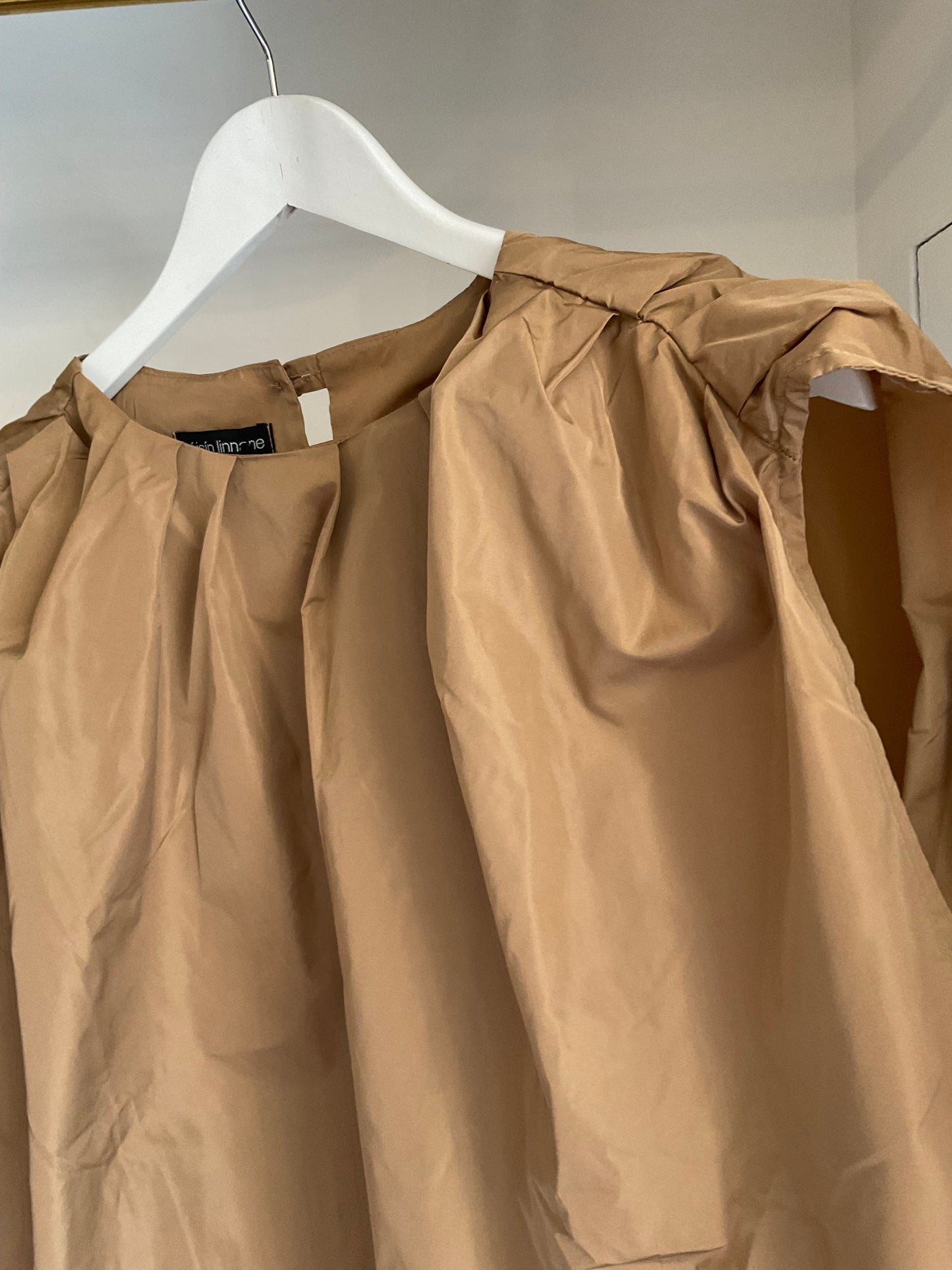 Missy top camel