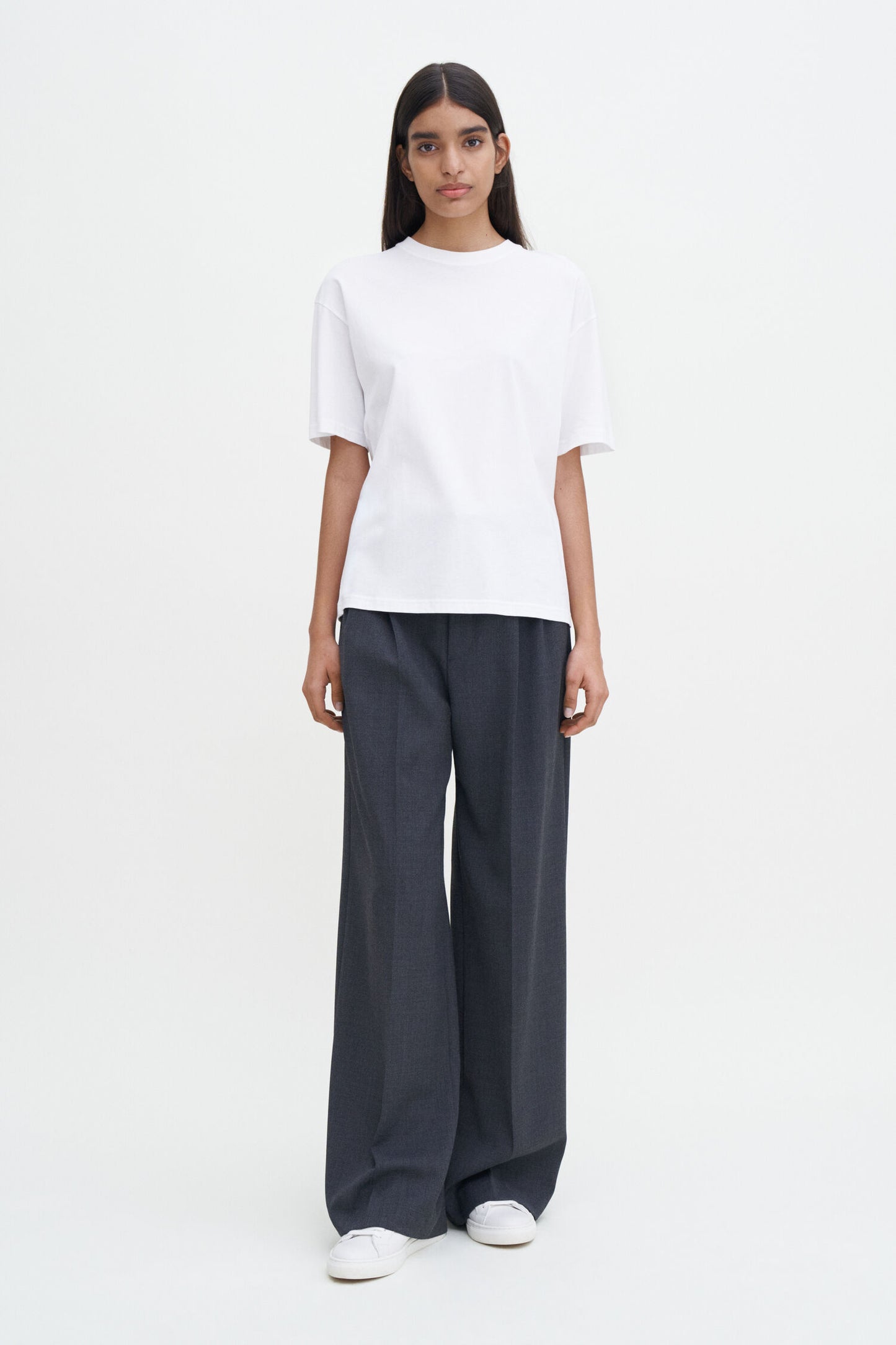 Loose fit tee white