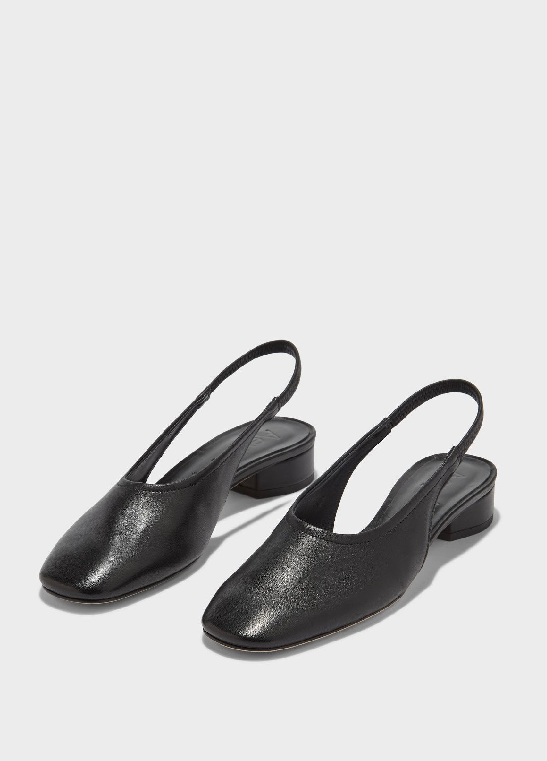 Dua black sling back