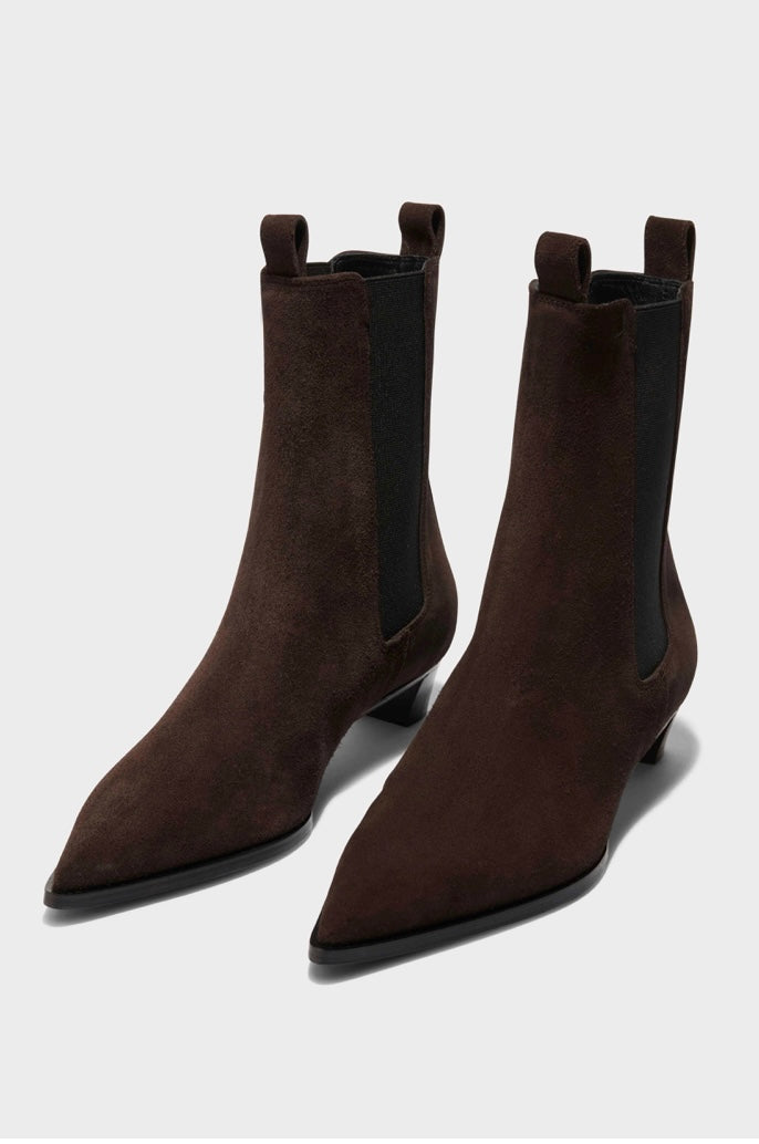 Kiki suede boots in moka
