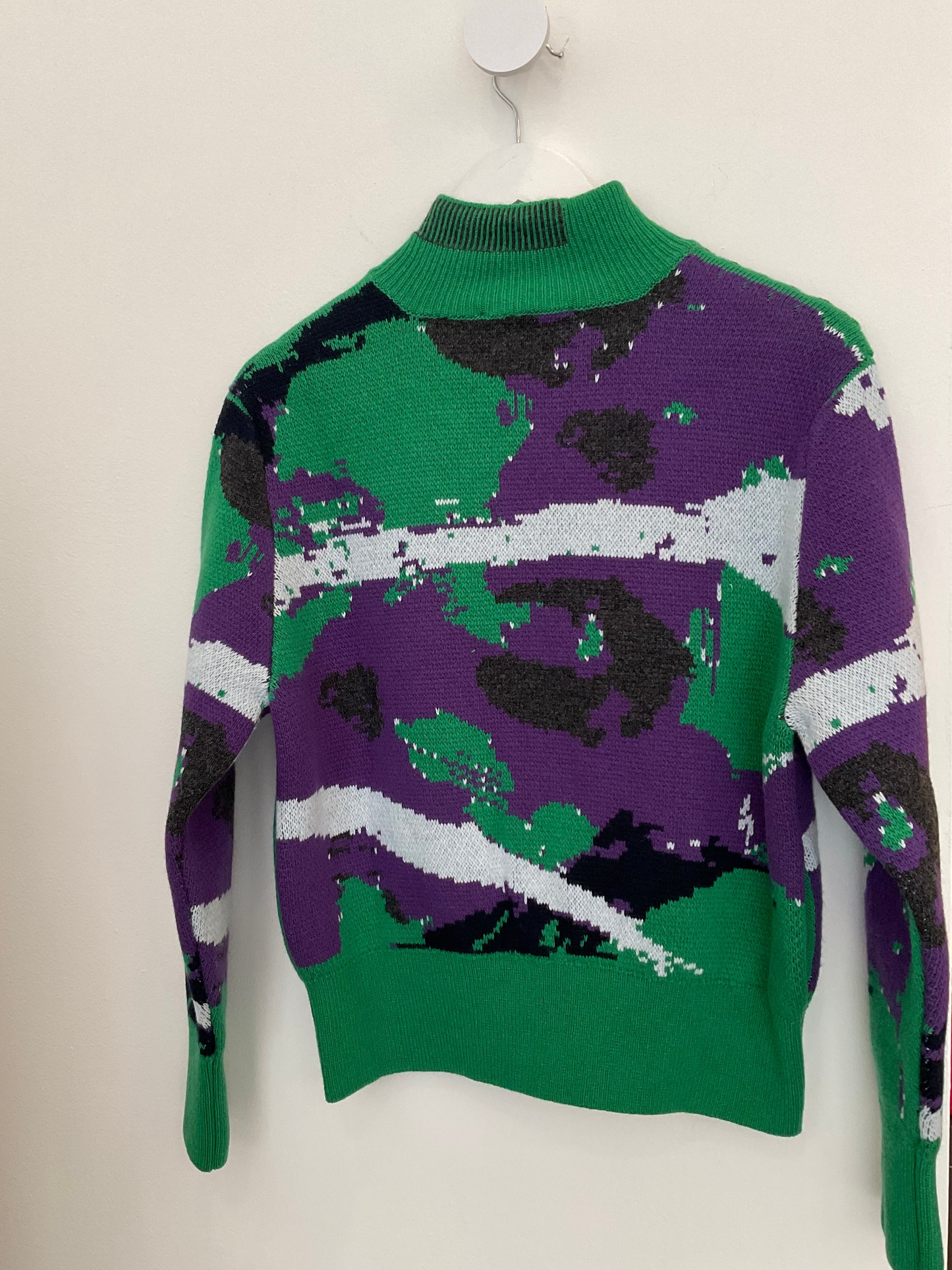Emerald zip bomber