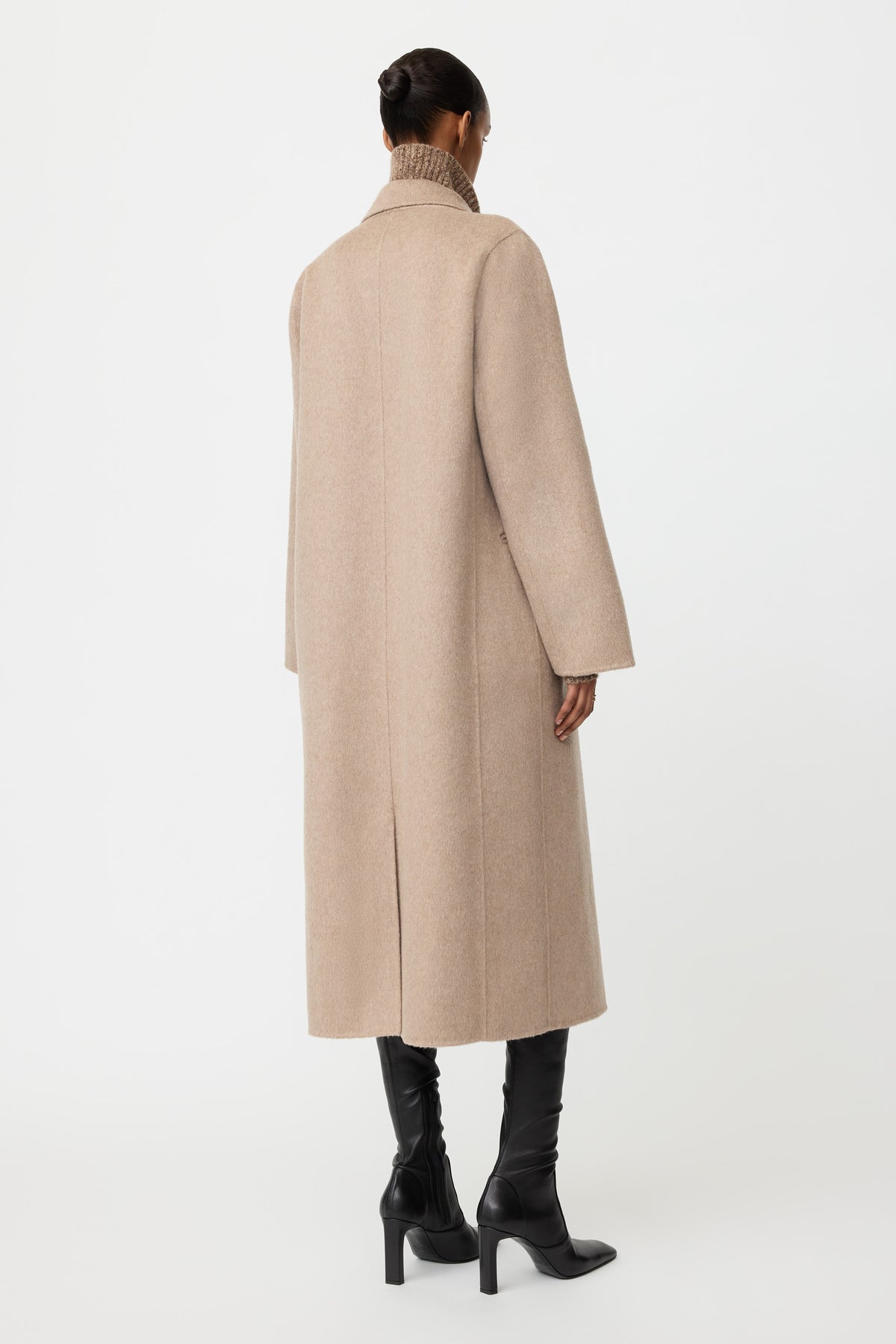 Double breasted coat greige
