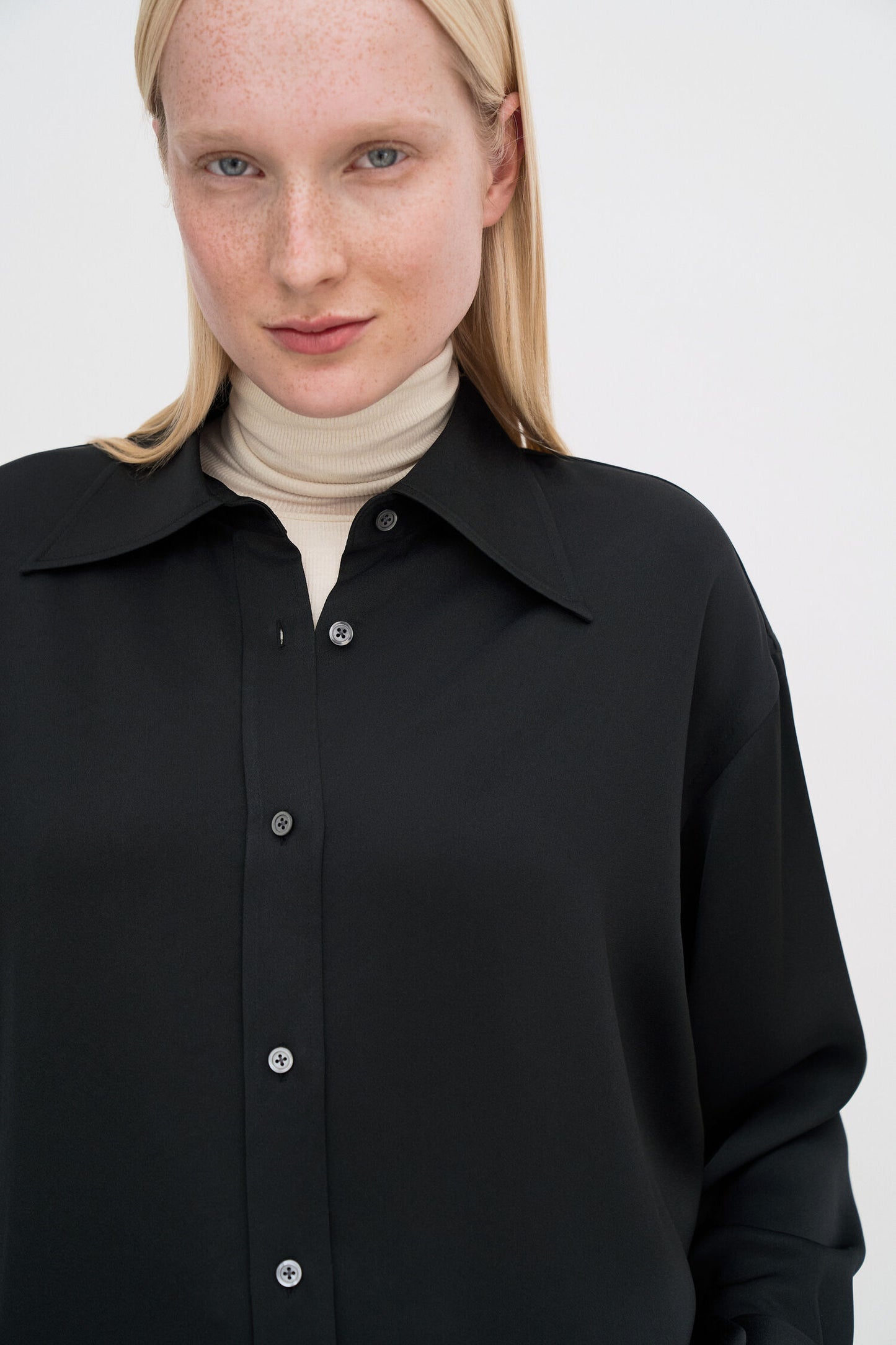 Satin shirt black