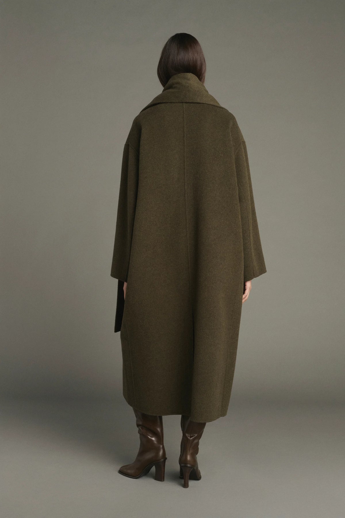 Finn Coat in Khaki
