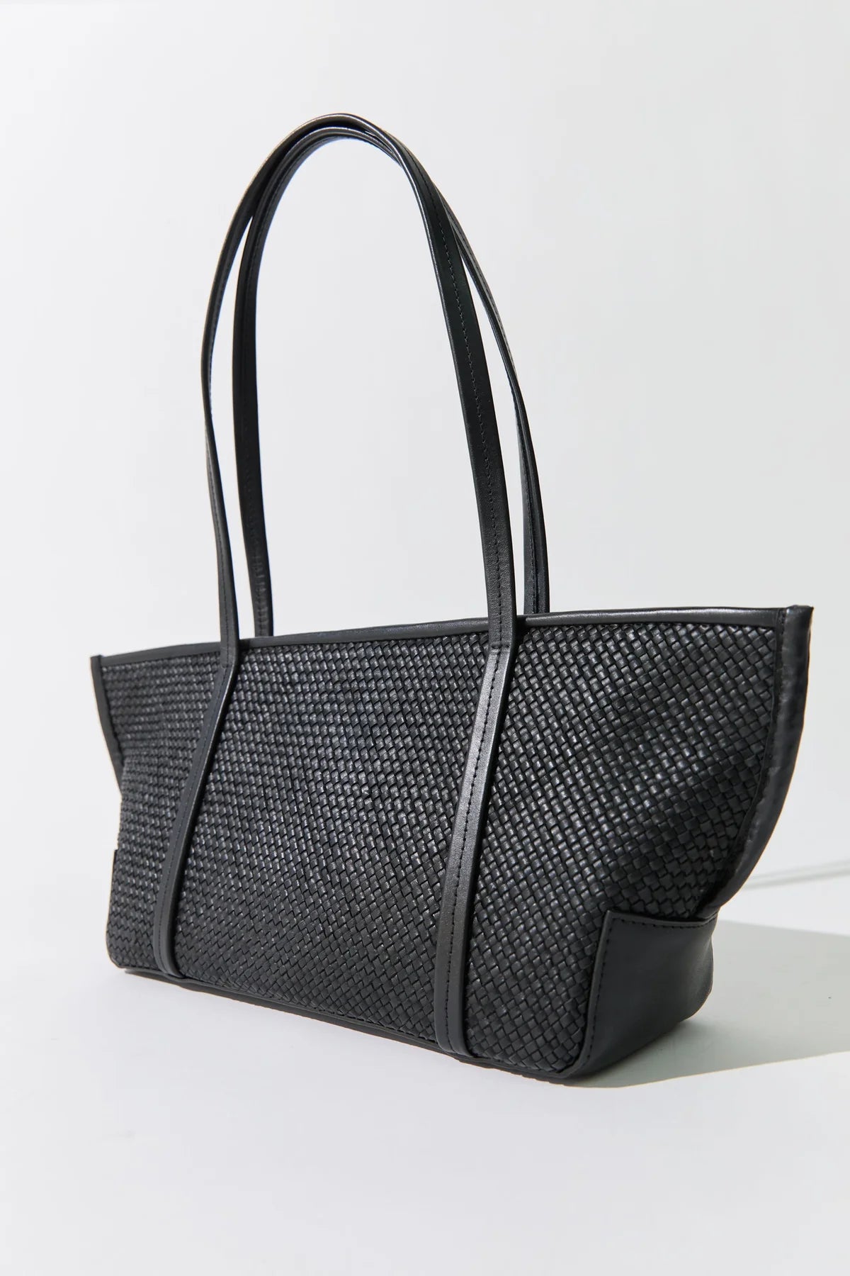 Woven slim bateau tote - black