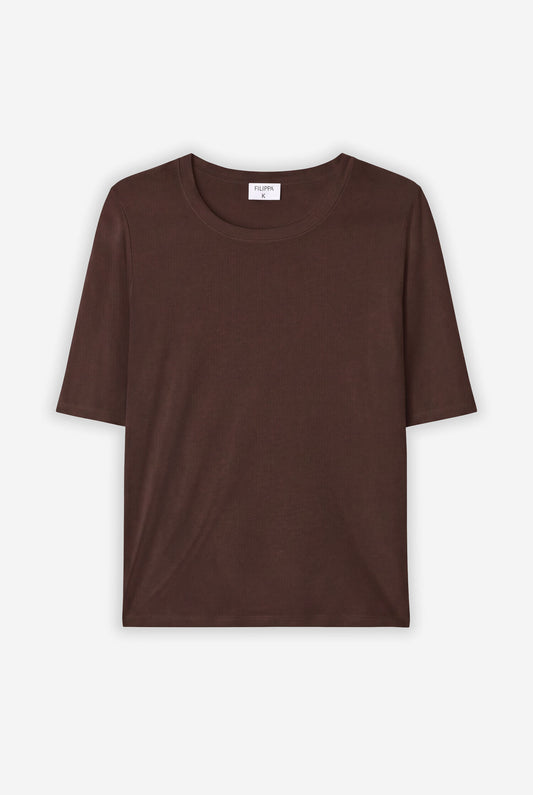 Elena tee in dark chocolate