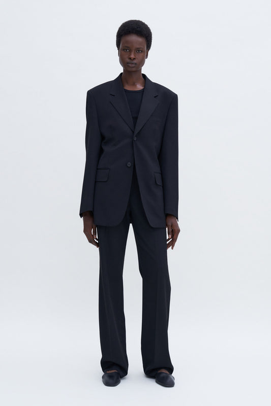 Tailored hourglass blazer black