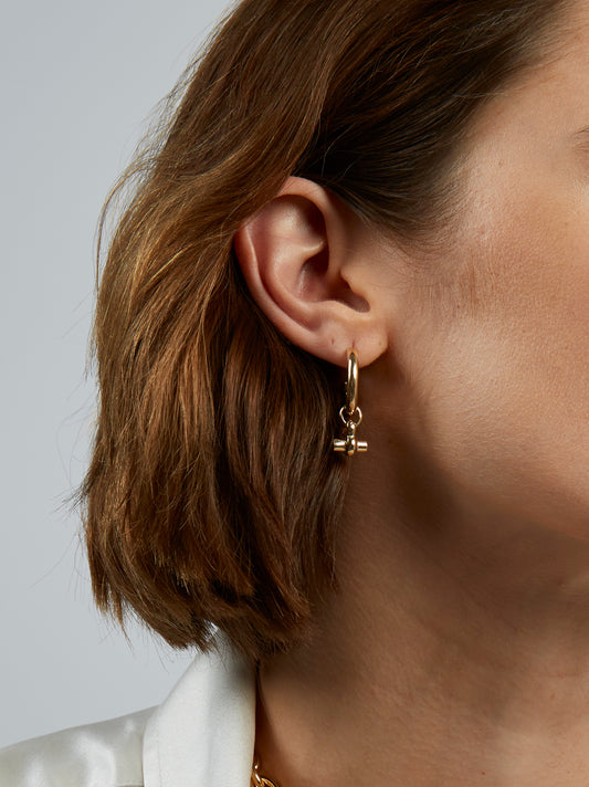 Small gold t bar earrings