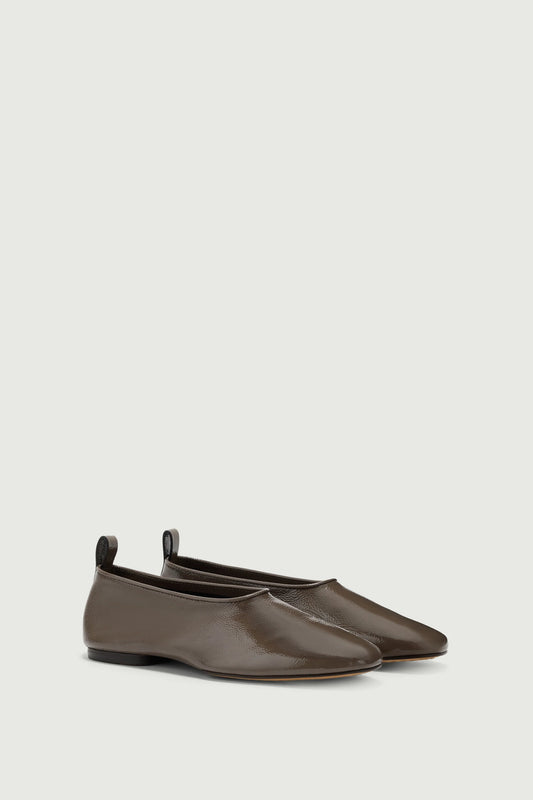 Bala flats khaki patent leather