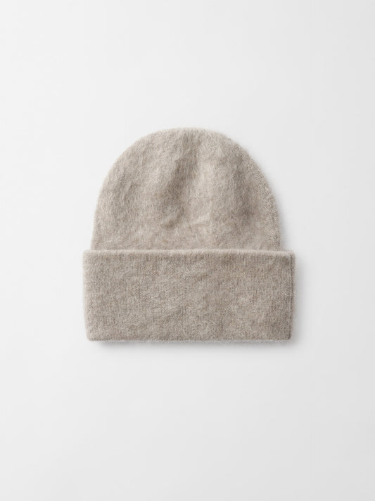 Brushed cashmere  beanie in greige