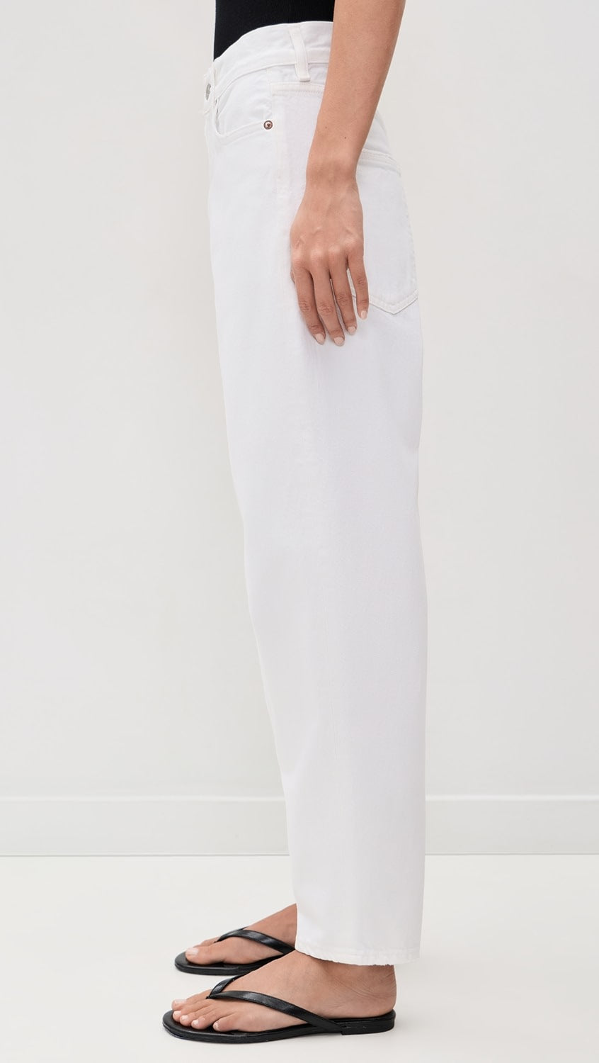 80s jeans in marshmallow