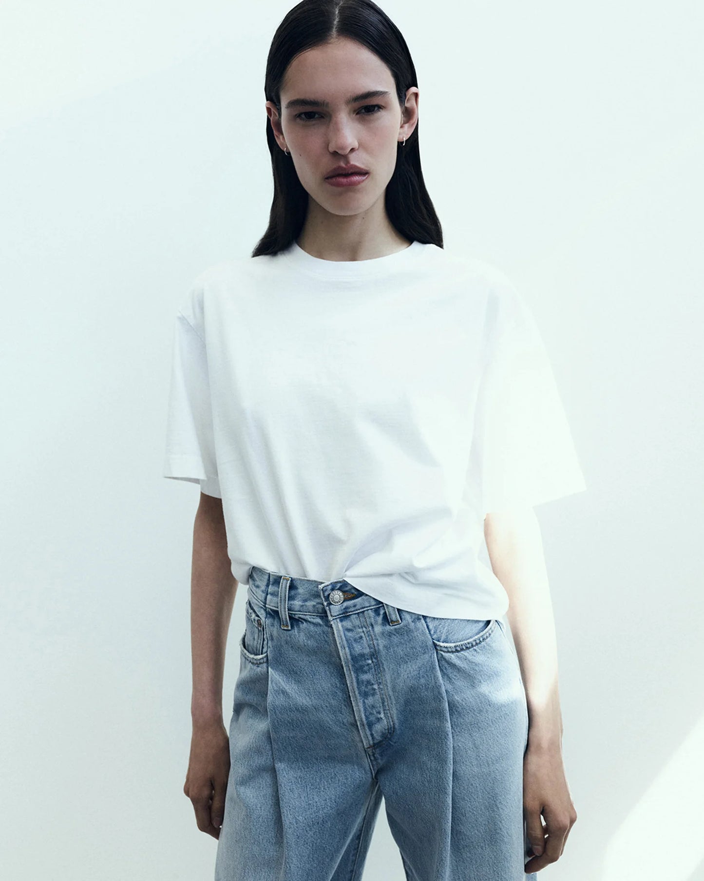 Sulma tee white