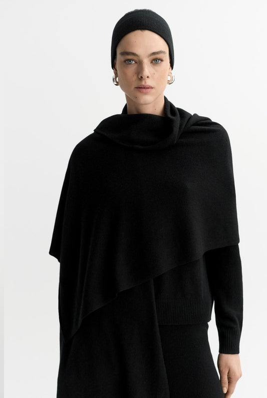Knitted cashmere scarf black