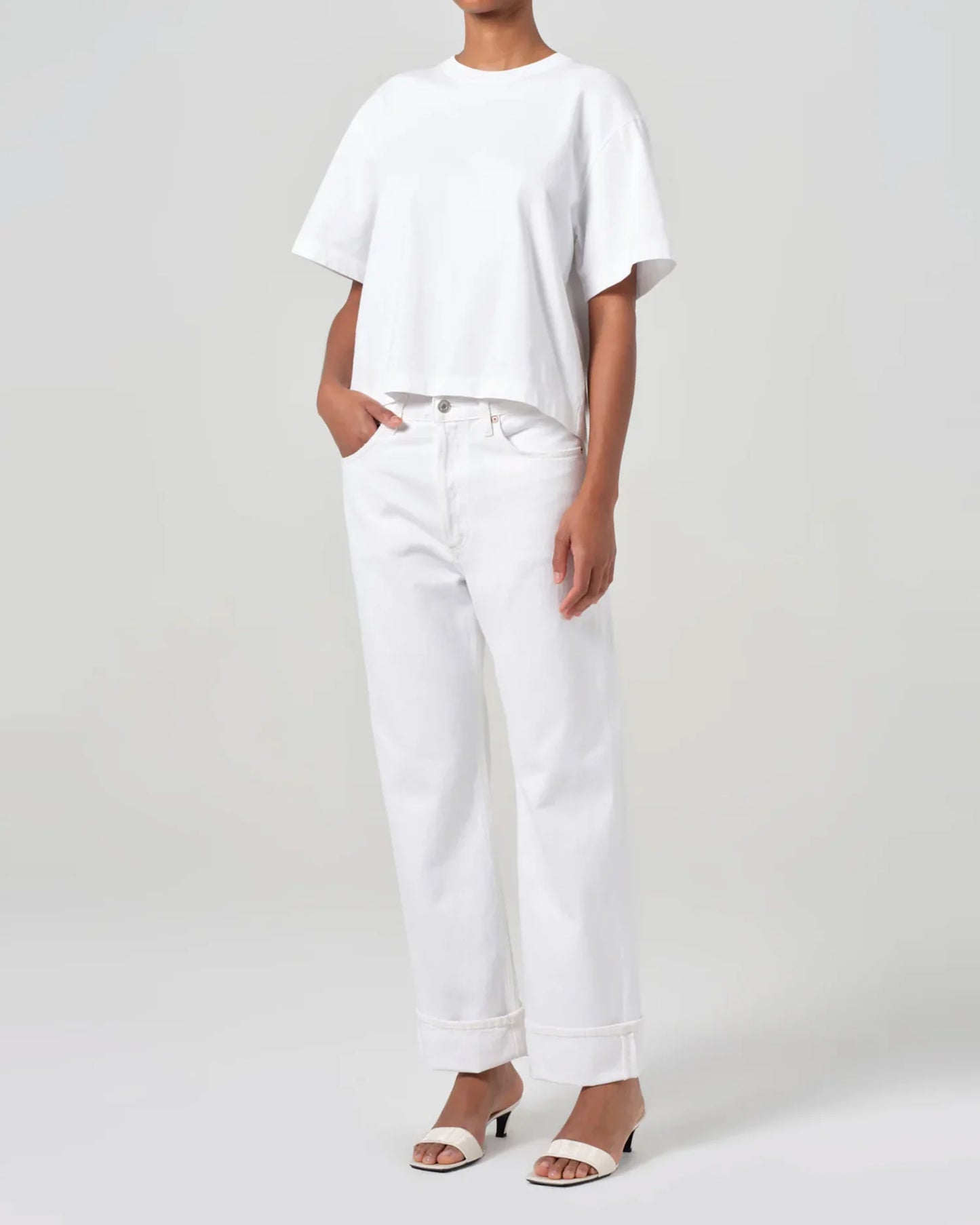 Sulma tee white