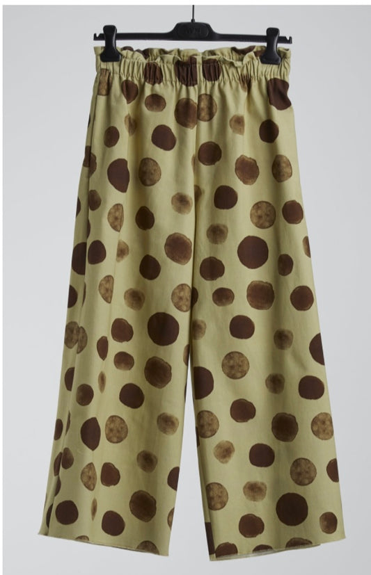 Easy pants spotted