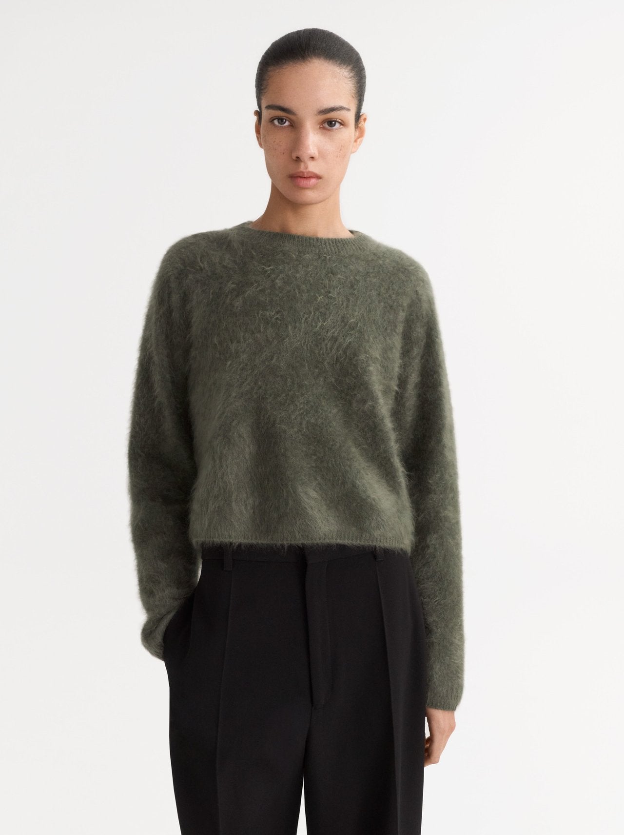 Brushed crewneck olive