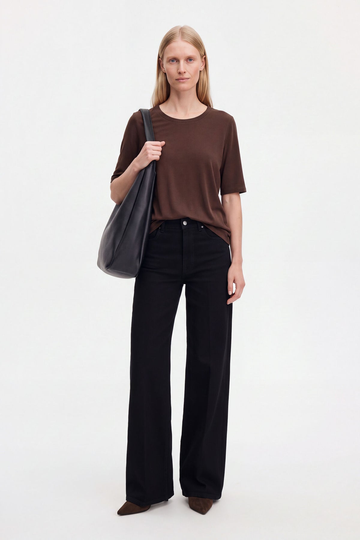 Elena tee in dark chocolate