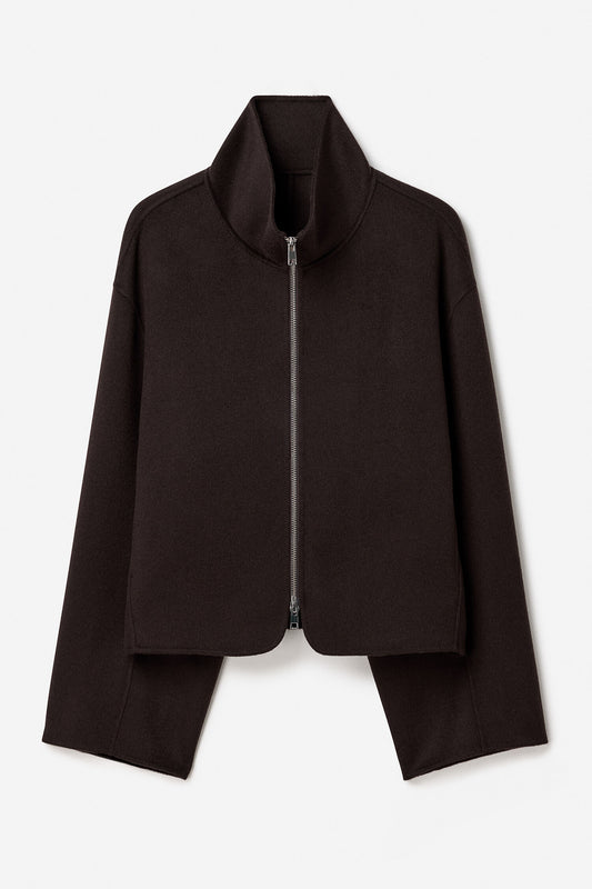 Dafina in chocolate brown