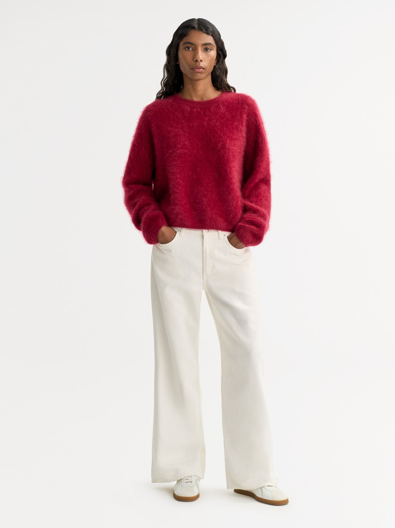 Brushed crewneck dahlia