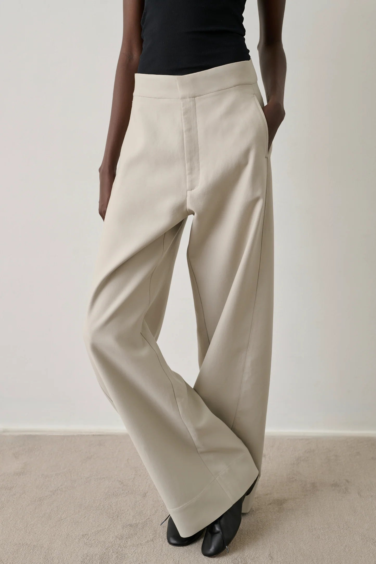 Horatio trouser in textured cotton - light grey