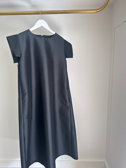 Gardenia dress black