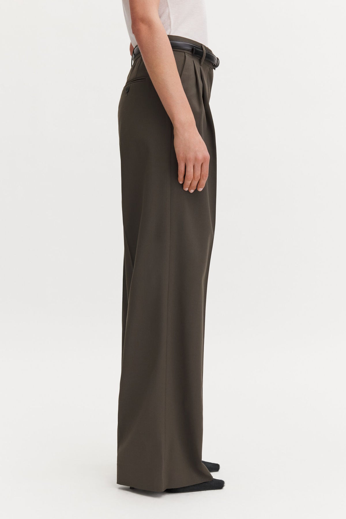 Darcey dark moss green