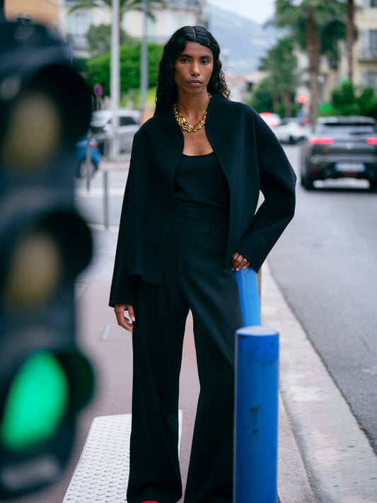 Short cashmere jacket black