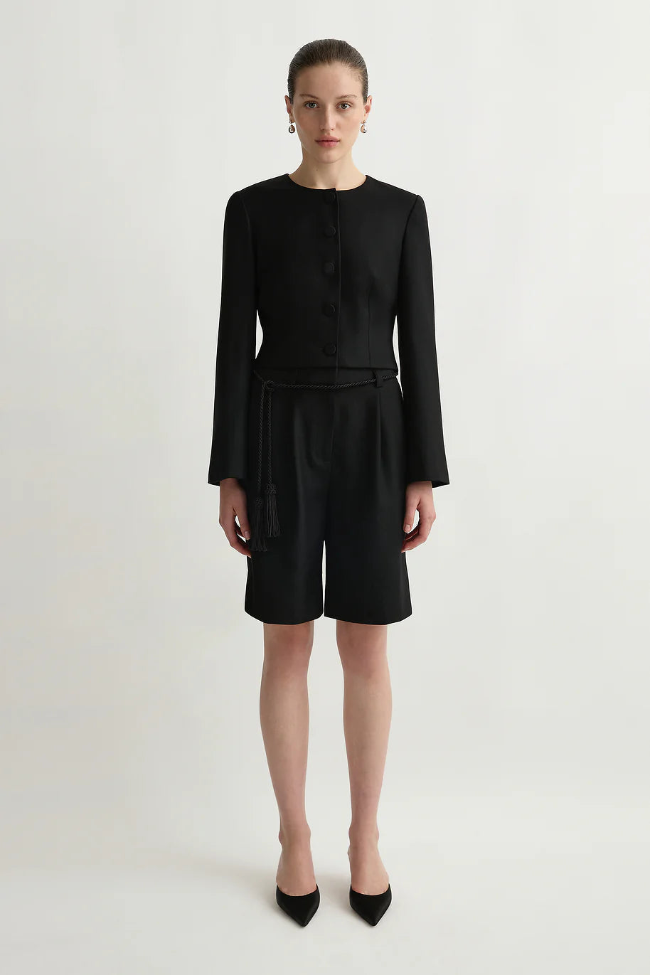 Yvette short black