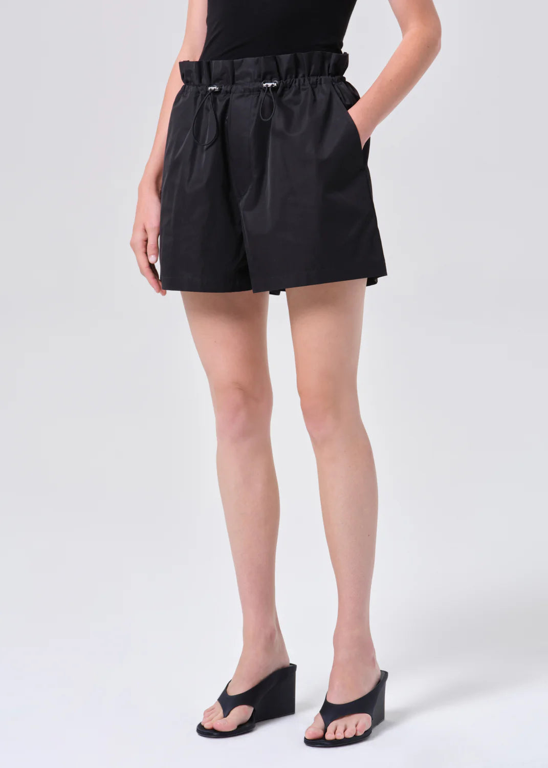 LYDIA SHORT BLACK