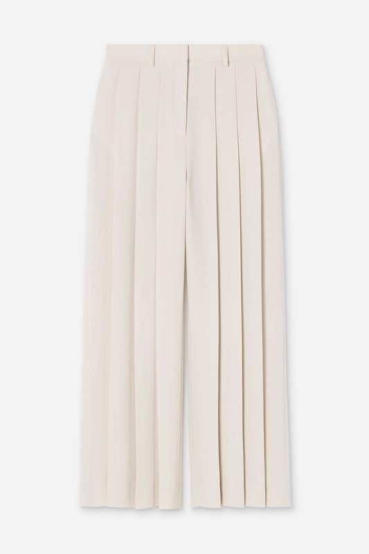 Fully pleated trousers