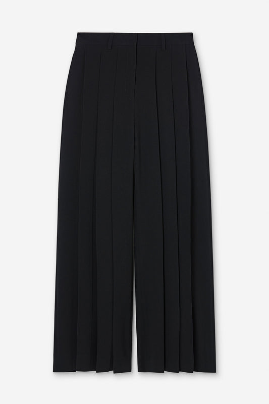 Fully pleated trousers black