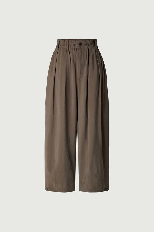 Vernon trouser in taupe