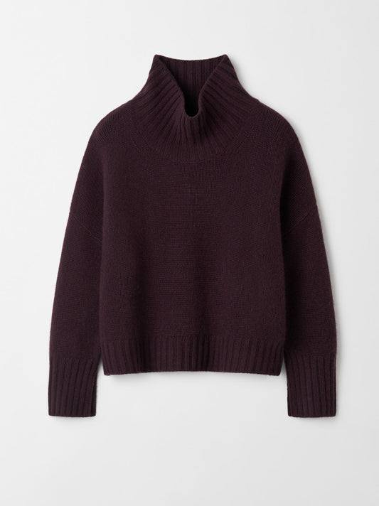 Girlfriend turtleneck midnight plum