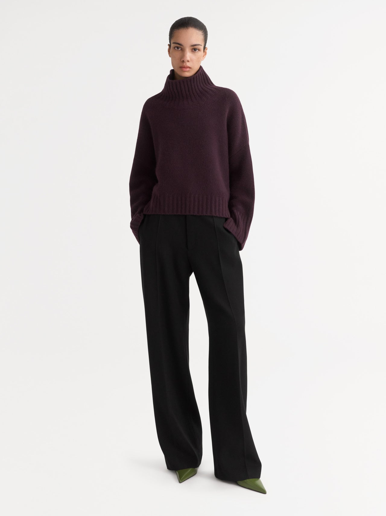 Girlfriend turtleneck midnight plum