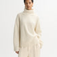 Boyfriend turtleneck feather white