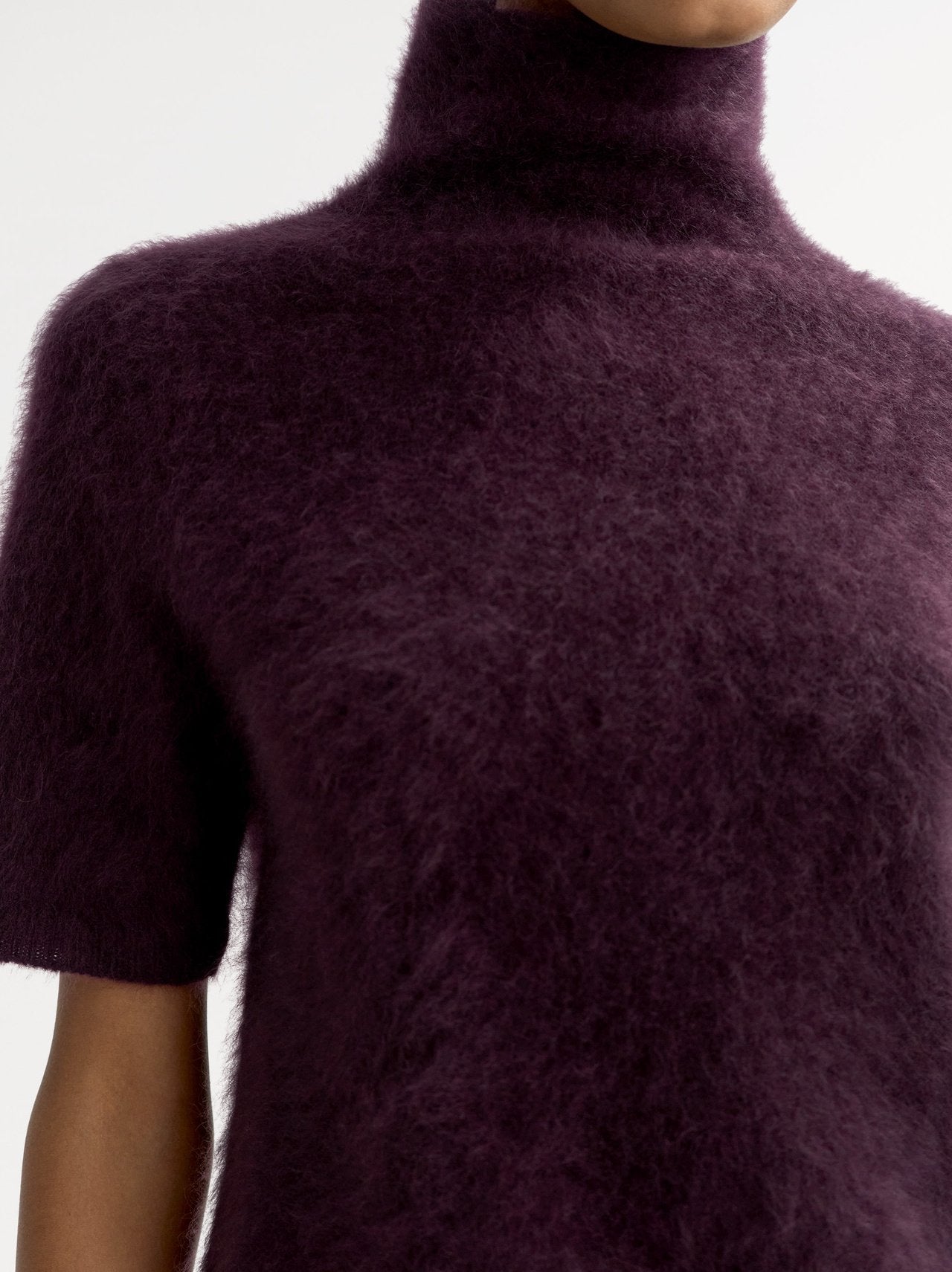 Brushed short sleeve turtle neck midnight plum