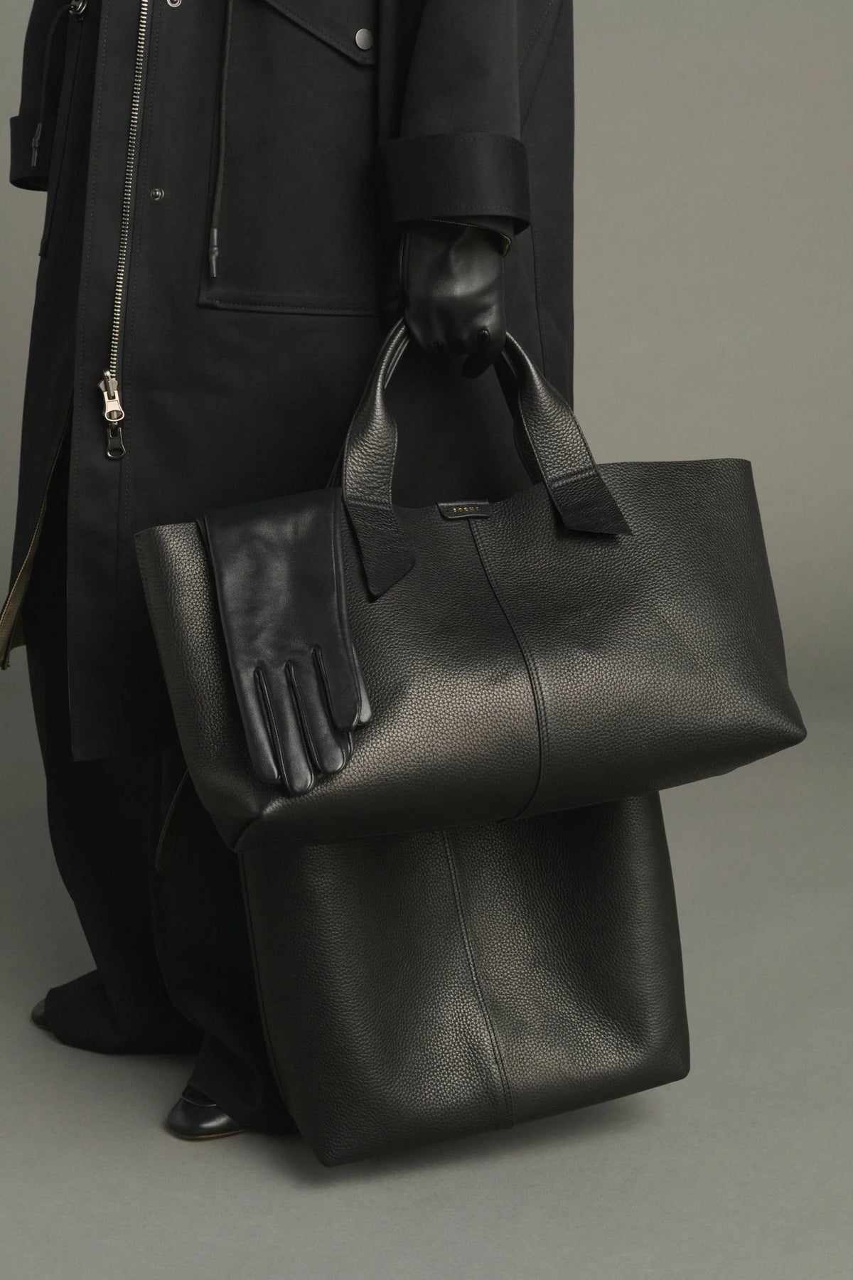 Suave bag - black grain